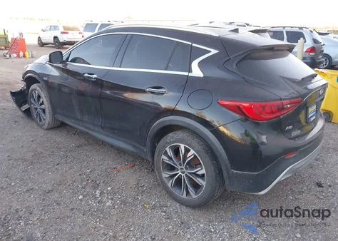 2018 Infiniti Qx30 Premium z USA, uszkodzony, nr VIN SJKCH5CRXJA048367